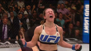 Miesha Tate Defeats Holly Holm To Claim UFC Title